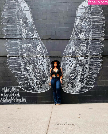 Nikki Blackheart onlyfans boobs