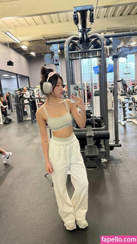 Celia Tran onlyfans model photo