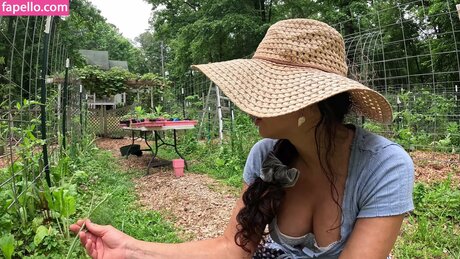 Getting Grounded With Jenna onlyfans striptease