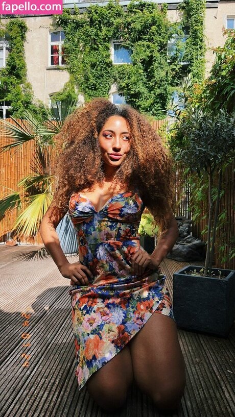 amandabellaciss onlyfans model photo