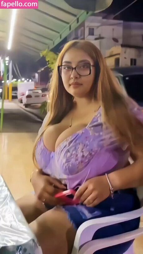 bhawana1914 onlyfans ass