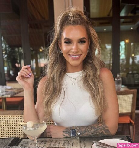 Andreea Lorincz onlyfans pics