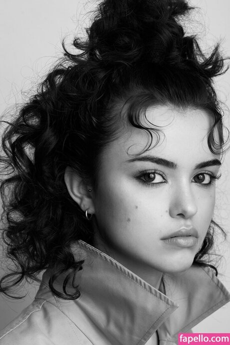 Clarice Cazauran feet onlyfans