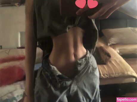 liverandheart onlyfans topless