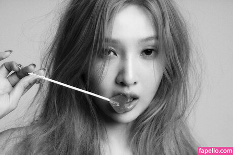 Park Soo young Profile pic