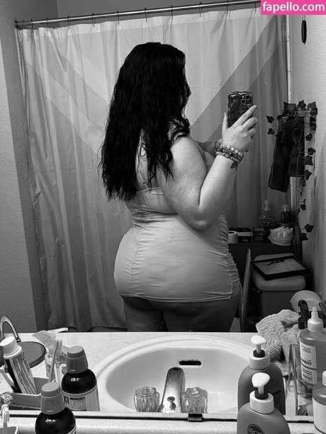 Weezy Weezyouttaherea Profile pic