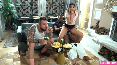 Sneaky Sex fans only