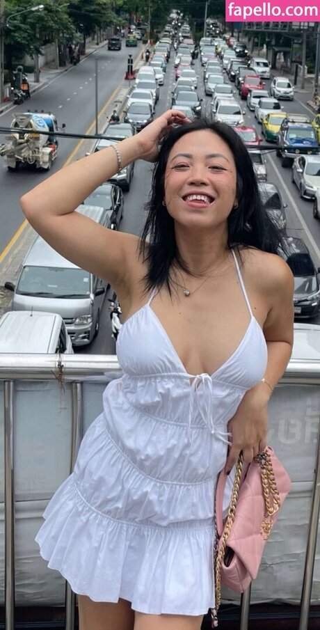 Moontellthat onlyfans nude content