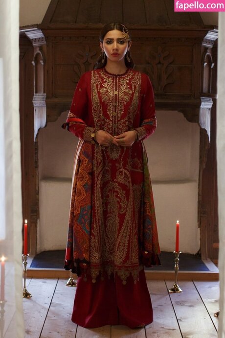 Mahira Khan onlyfans joi