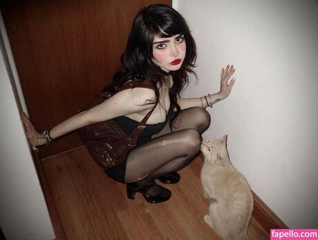 elinoiiddx onlyfans nude pics