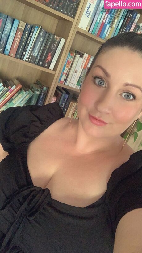 Sophie Bonjour onlyfans leaked pictures