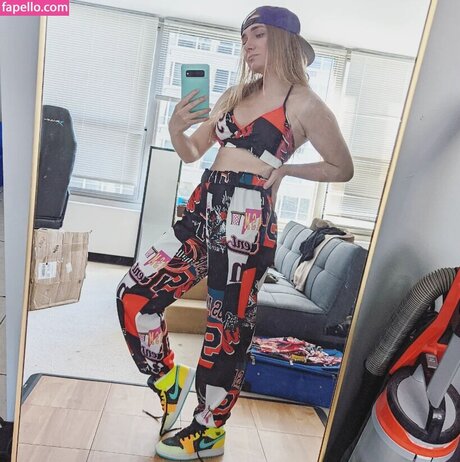 kristastreams onlyfans leaks