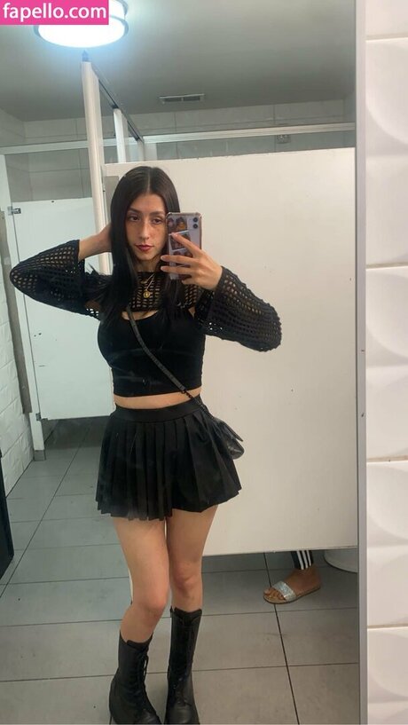 nevaevaaaaa onlyfans mega