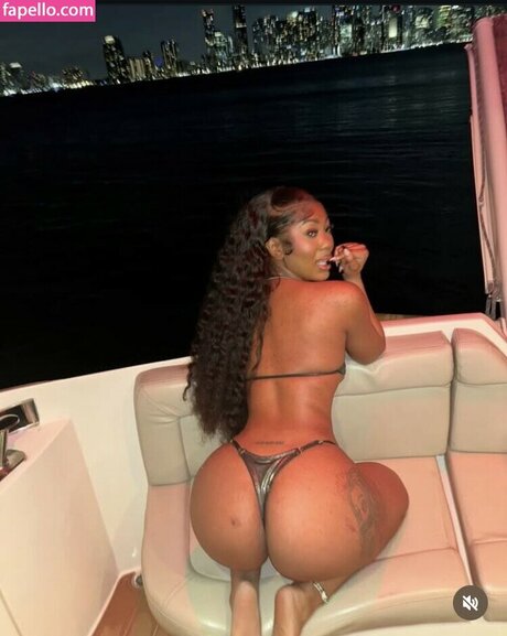 Cairothebiggesst onlyfans leak fuck