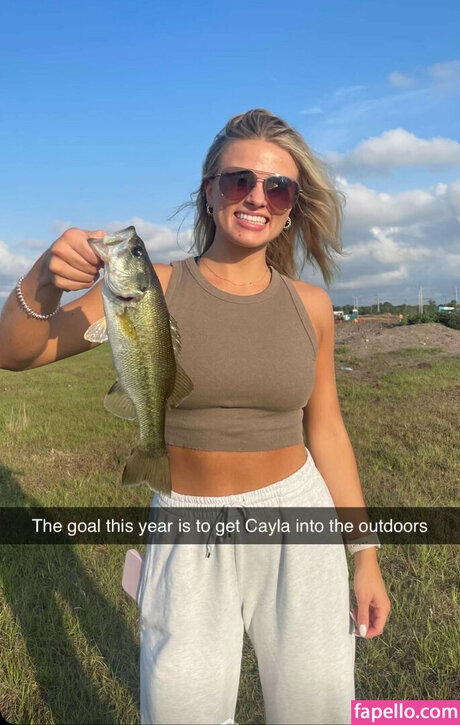 Cayla Vanderbaan onlyfans tits