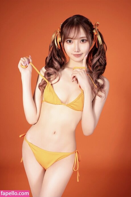 Amiri Saitou naked only fans