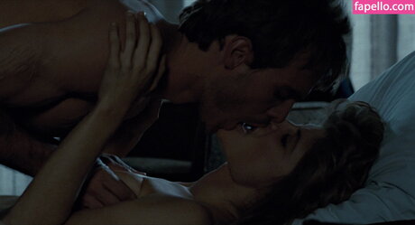 Linda Hamilton onlyfans naked