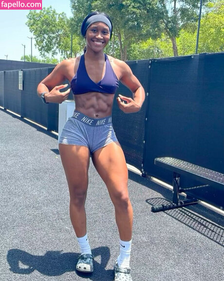 Tiara Howard nude onlyfans pics