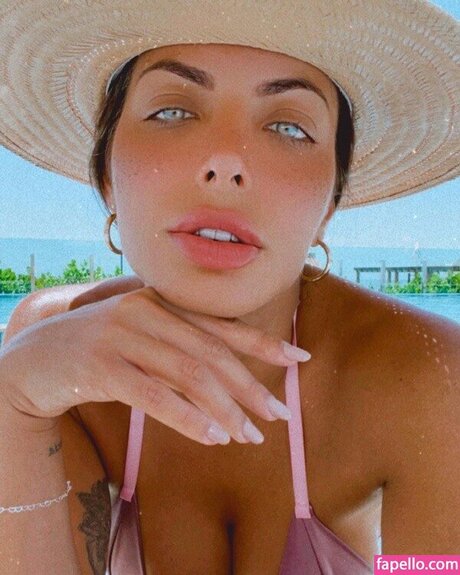 Carla Prata onlyfans leaks xxx