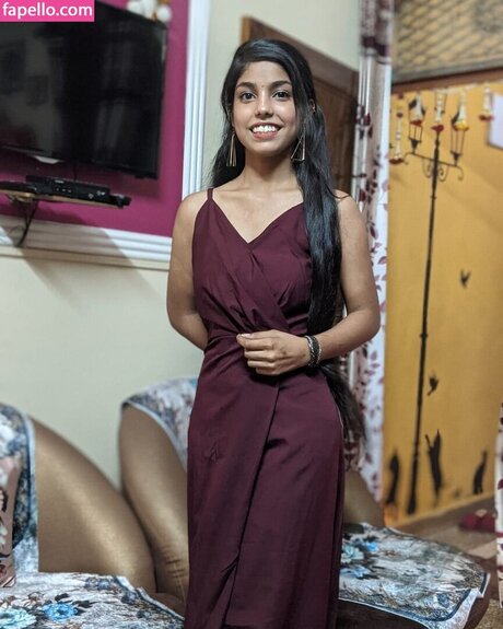 Seema Sharma naked onlyfans leak