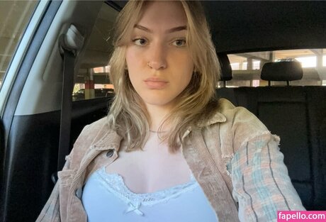 atrophicbtrfly nudes only fans