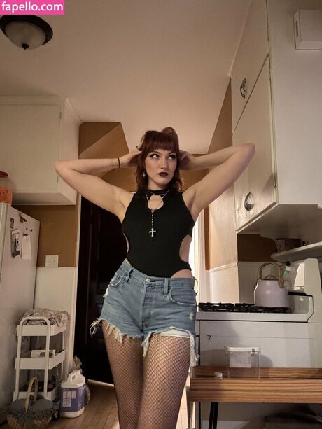 atrophicbtrfly tits onlyfans