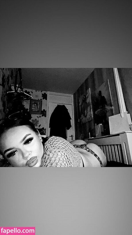 billiej x onlyfans model images