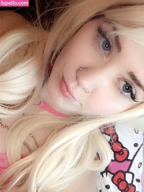 sincerelyneon sexy onlyfans