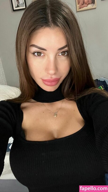 Oriana Tubiolo nude onlyfans leaked