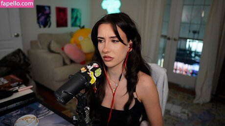 brieanneroksa only fans leaks porn