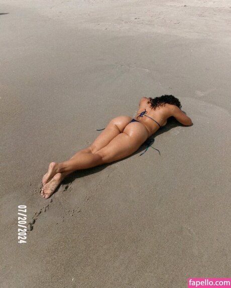 niaa321 nude onlyfans leaked