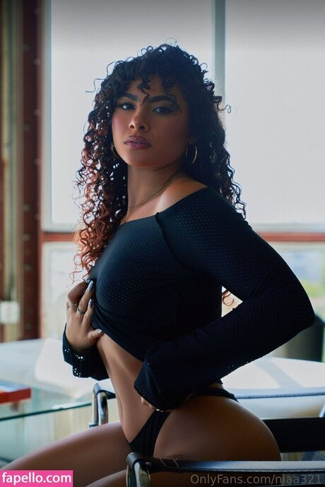 niaa321 onlyfans leaked nudes