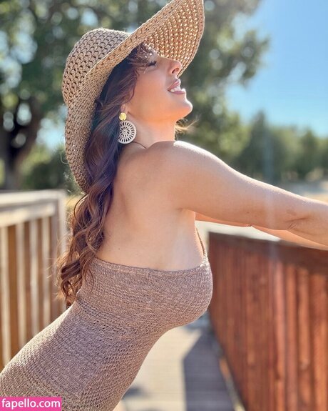 madamex93 only fans content