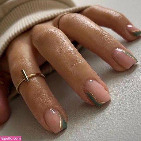 Essie Bone onlyfans leak