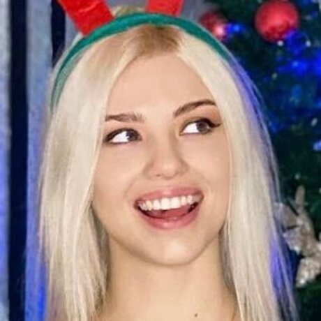 leradiller onlyfans strip