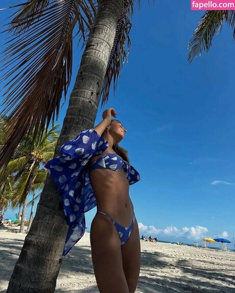 Olivia Elliott onlyfans porn