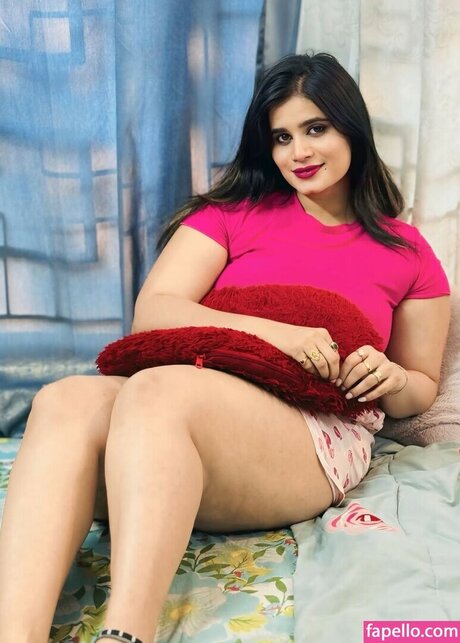 Pavitra Poojary pics onlyfans