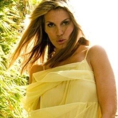 Courtney Hansen onlyfans free