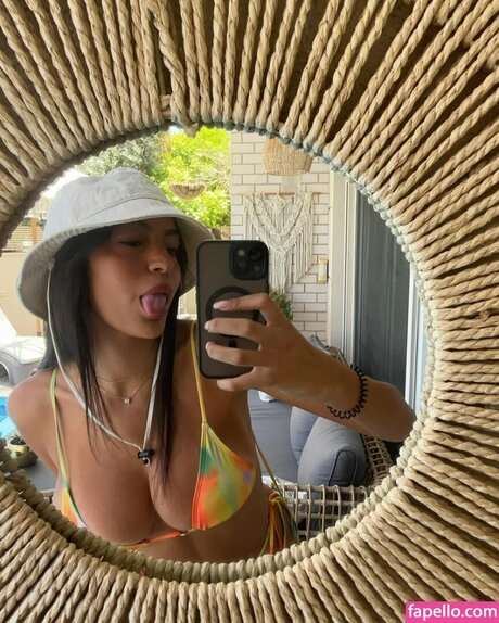 Liya Mizrahi tits onlyfans