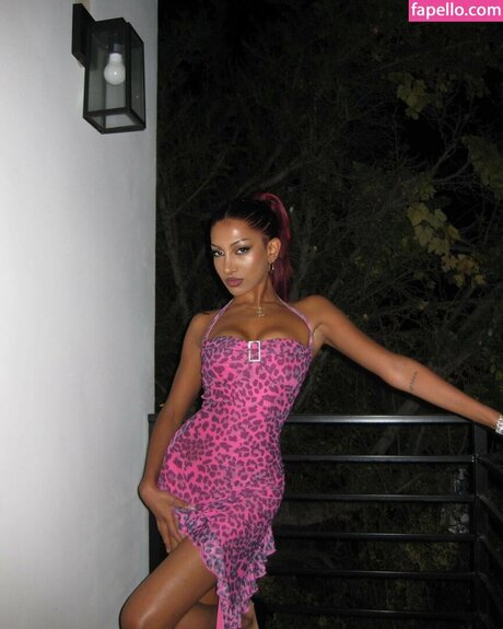 Lara Raj onlyfans xxx