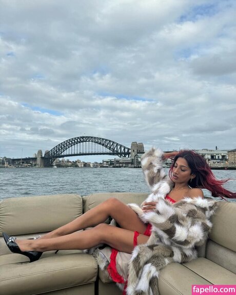 Lara Raj leaked onlyfans pics