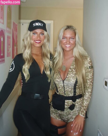 Sydney Thomas onlyfans nude pics