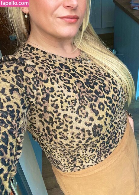 Polly Pocket The Profiteer onlyfans porno