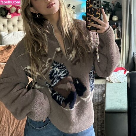 Kaylee Marvin topless onlyfans