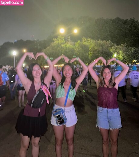 shoujolivia onlyfans model images