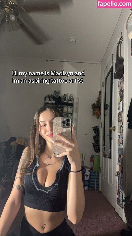 refusedfruit onlyfans model