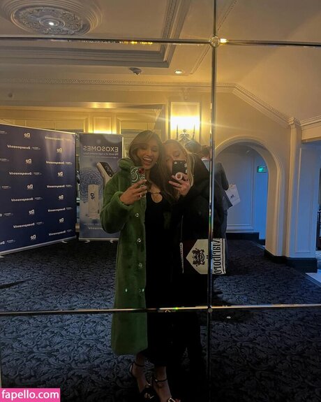 Varada Sethu onlyfans gratis