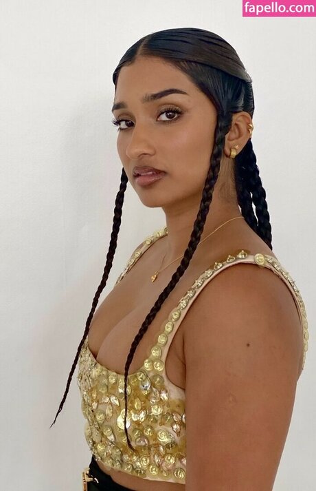 Varada Sethu onlyfans leaks sex