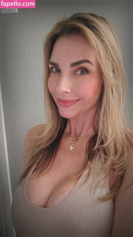 brookielane onlyfans sex leaks