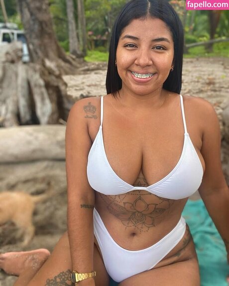Melanie Noelia naked onlyfans